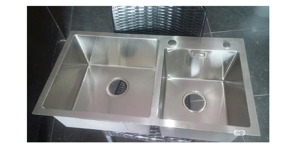 Purchasing A Kitchen Sink Material  For Your Home